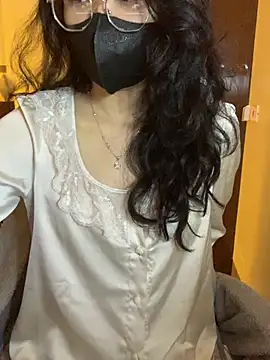 Sofiababy22 online show from February 5, 2026, 12:45 pm