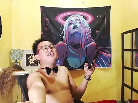 Snapshot of AnthonyCUMS17 chatting on December 23, 2025, 5:29 am AnthonyCUMS17 online show from December 23, 2025, 5:29 am