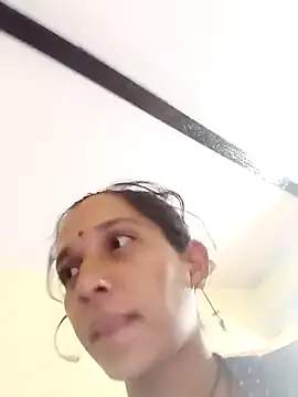 Karishma singh online show from February 26, 2026, 3:23 pm