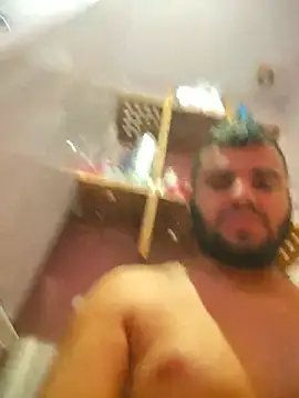 Ricardosafadocassdo online show from June 24, 2026, 5:28 am