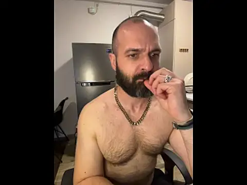 DamonSalvatore2 online show from April 15, 2026, 10:10 pm