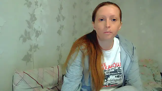 CrystallAngel online show from April 20, 2026, 4:19 pm