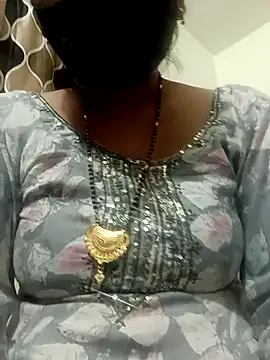 ritu7755 online show from April 7, 2026, 10:11 pm