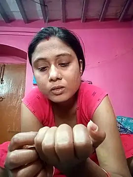 Hooghlypinkivabi online show from February 5, 2026, 7:48 am