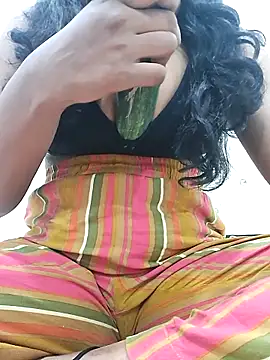 Snapshot of telugupilla0925 chatting on February 22, 2026, 4:59 am telugupilla0925 online show from February 22, 2026, 4:59 am