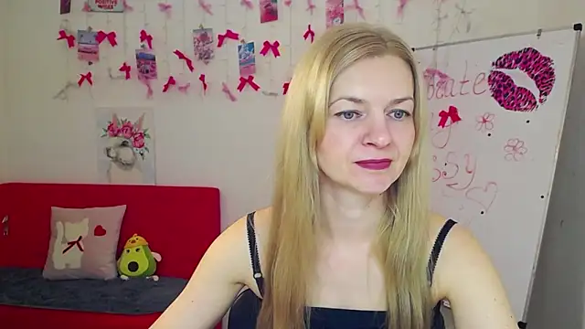 Snapshot of MelissaTyler chatting on May 6, 2026, 11:14 am MelissaTyler online show from May 6, 2026, 11:14 am