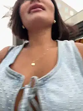 Irina Velvett online show from January 9, 2026, 10:17 pm