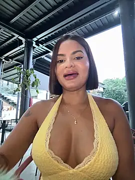 Irina Velvett online show from April 9, 2026, 11:00 pm