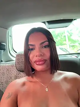 Snapshot of Irina_Velvett chatting on February 23, 2026, 10:10 pm Irina Velvett online show from February 23, 2026, 10:10 pm