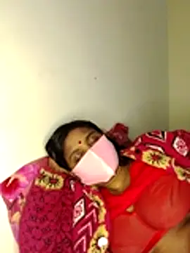 Hot Sweety02 online show from February 10, 2026, 11:15 pm