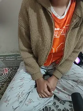 Snapshot of geetanjali_singh chatting on February 4, 2026, 12:33 pm geetanjali singh online show from February 4, 2026, 12:33 pm