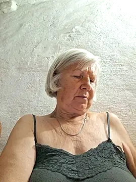 Snapshot of KlaudiaDarling chatting on July 12, 2026, 7:47 pm KlaudiaDarling online show from July 12, 2026, 7:47 pm