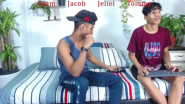 Interracial Snow Bunny online show from January 12, 2026, 10:14 pm