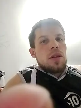 Bosik23 online show from April 13, 2026, 9:30 pm