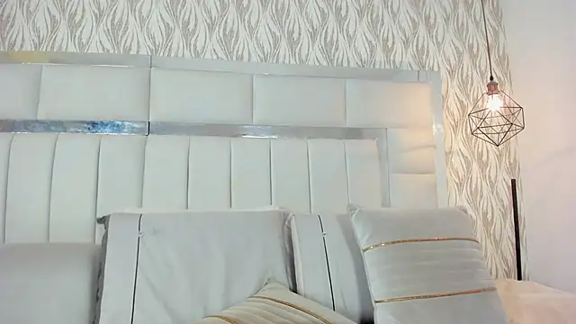 imxxjoel online show from February 20, 2026, 5:04 am