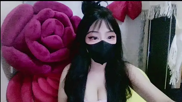 Girl-wets online show from February 4, 2026, 4:57 pm