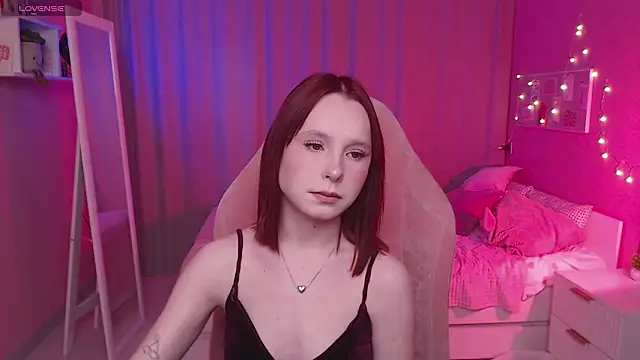 Haya Harareet online show from March 15, 2026, 8:21 am