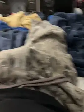 elpapigrande12 online show from March 29, 2026, 2:35 am