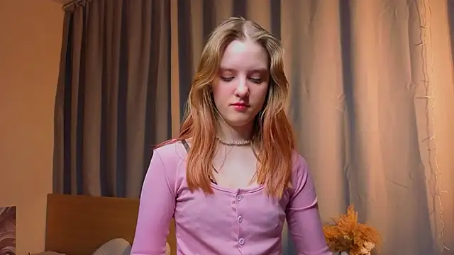 RennaHettes online show from March 13, 2026, 1:10 am