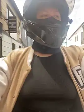 Scarlet auraa online show from February 26, 2026, 6:19 pm