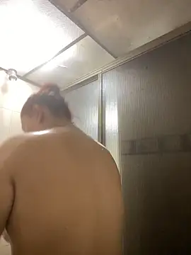 Scarlet auraa online show from March 15, 2026, 7:43 pm