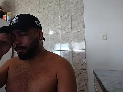Snapshot of saintmorenobrag chatting on January 8, 2026, 12:33 pm saintmorenobrag online show from January 8, 2026, 12:33 pm