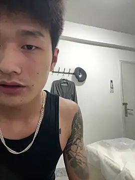 nanda108520 online show from March 5, 2026, 3:41 pm