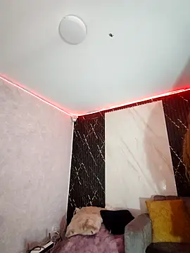 Snapshot of Isis_Hot__ chatting on February 21, 2026, 11:23 am Isis Hot online show from February 21, 2026, 11:23 am