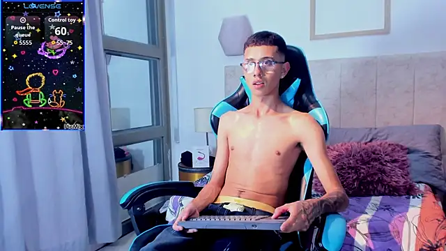 asher lux online show from March 23, 2026, 9:36 pm