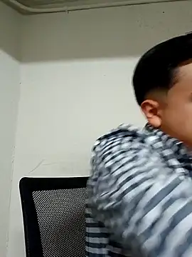 Yosoyelmismo-6737 online show from February 8, 2026, 10:18 pm