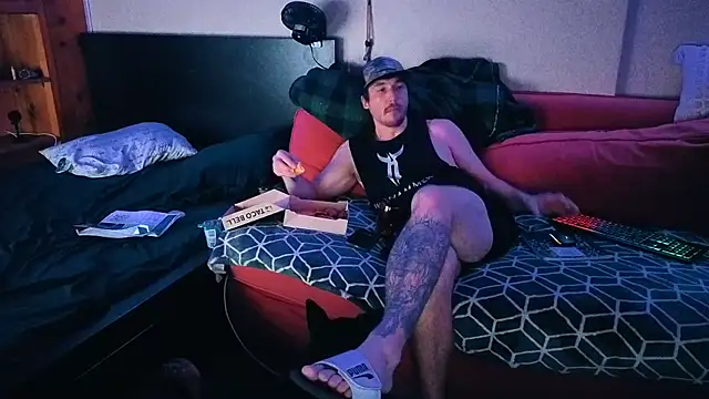 Snapshot of Dozercockweed chatting on April 4, 2026, 6:42 am Dozercockweed online show from April 4, 2026, 6:42 am