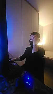 OnlyHand9x online show from February 3, 2026, 4:56 pm