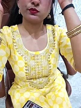 Snapshot of cute_payal143 chatting on February 15, 2026, 6:47 am cute payal143 online show from February 15, 2026, 6:47 am