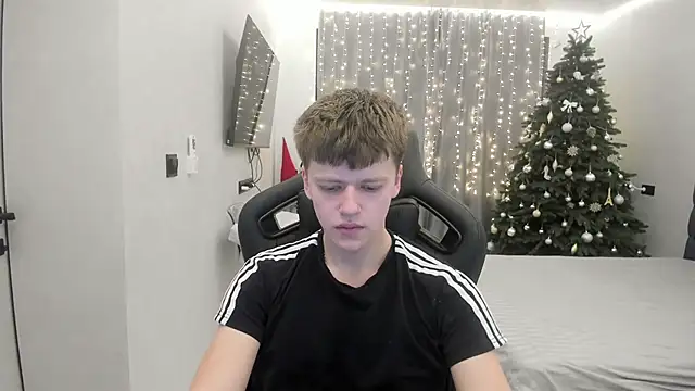 bonekoambalabu online show from February 4, 2026, 11:11 pm