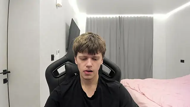 bonekoambalabu online show from March 15, 2026, 11:01 pm