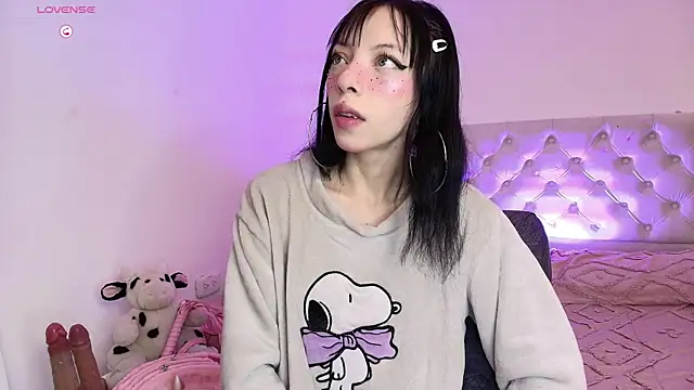 Snapshot of Diamond__cherry69 chatting on April 30, 2026, 1:51 pm Diamond cherry69 online show from April 30, 2026, 1:51 pm