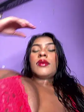 Lunnnaa777 online show from January 13, 2026, 12:53 pm