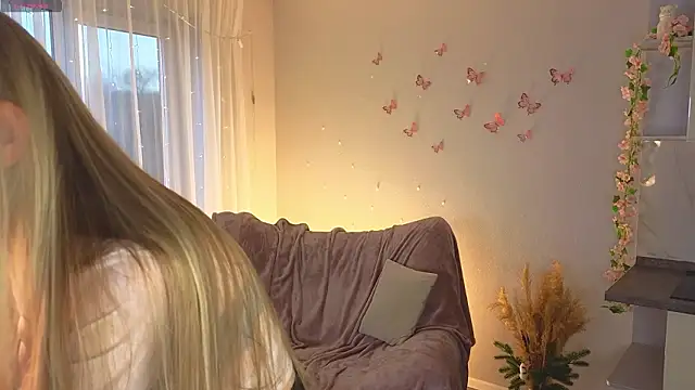 SirenThalassa online show from March 7, 2026, 7:04 am