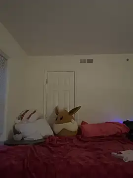 KittyCreamKisses online show from April 22, 2026, 10:11 am