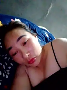 Snapshot of Fading_roses chatting on March 19, 2026, 4:29 pm Fading roses online show from March 19, 2026, 4:29 pm