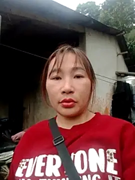 Snapshot of Fading_roses chatting on March 18, 2026, 9:12 am Fading roses online show from March 18, 2026, 9:12 am