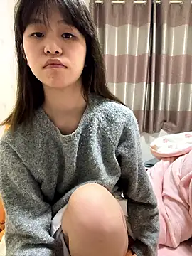 Xixi-07 online show from January 9, 2026, 12:34 pm