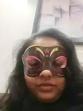 Snapshot of larayush chatting on January 7, 2026, 1:49 pm larayush online show from January 7, 2026, 1:49 pm