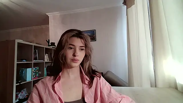 Dia DeAmas online show from March 13, 2026, 9:25 am