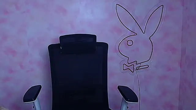 Madonna Fire online show from February 8, 2026, 7:39 am