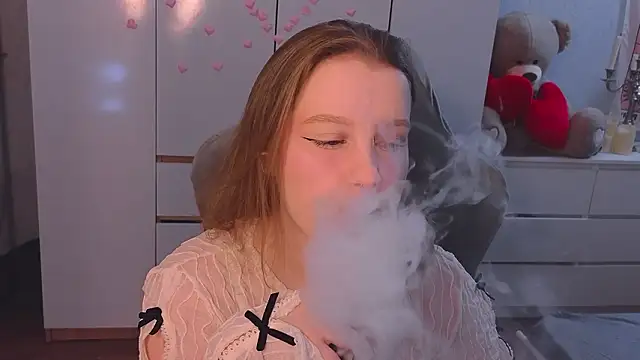 Snapshot of Ol1via chatting on February 19, 2026, 1:24 am Ol1via online show from February 19, 2026, 1:24 am