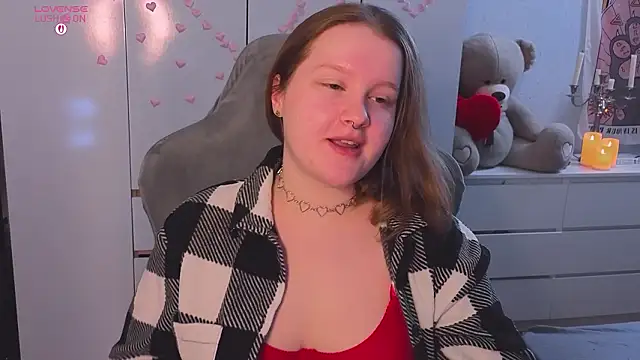 Snapshot of Ol1via chatting on February 20, 2026, 1:24 am Ol1via online show from February 20, 2026, 1:24 am