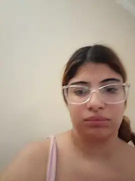 Snapshot of ruivinha09k chatting on July 19, 2026, 6:37 pm ruivinha09k online show from July 19, 2026, 6:37 pm