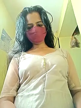 Namrta cute online show from February 22, 2026, 4:37 am