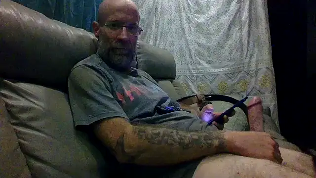 tittycum3636 online show from February 11, 2026, 7:08 am